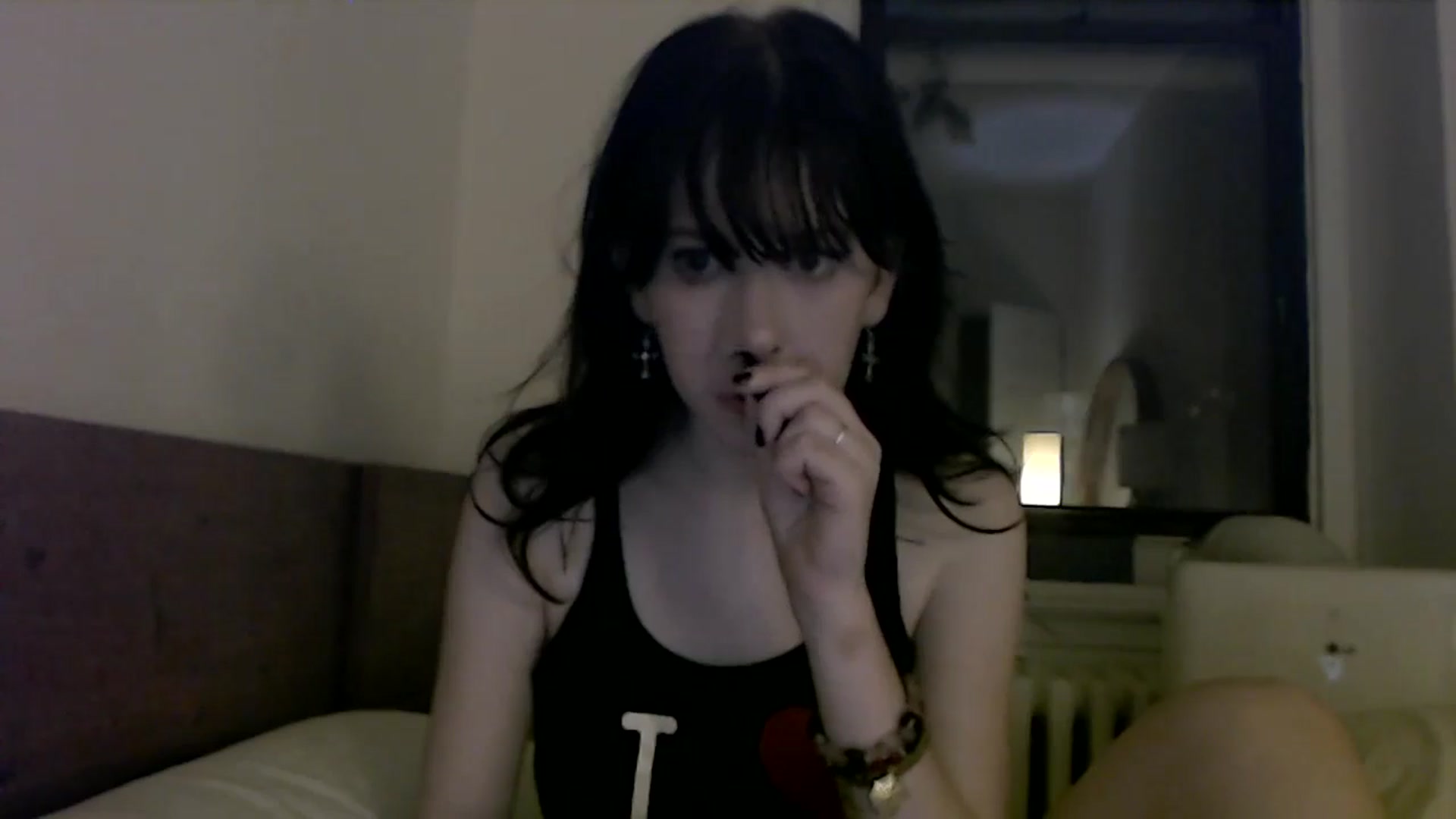 Gallery image thumbnail from MaxxyAugust's myfreecams stream on, 06/27/2024, 02:30 image 12 of 20