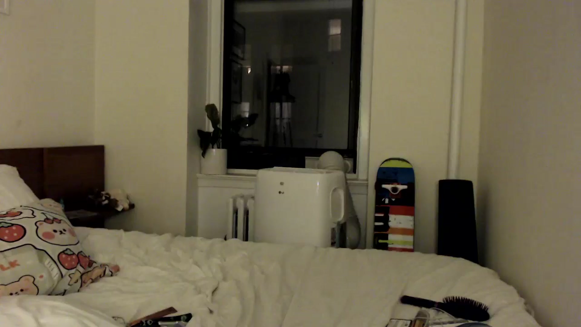 Gallery image thumbnail from MaxxyAugust's myfreecams stream on, 07/10/2024, 03:12 image 13 of 20