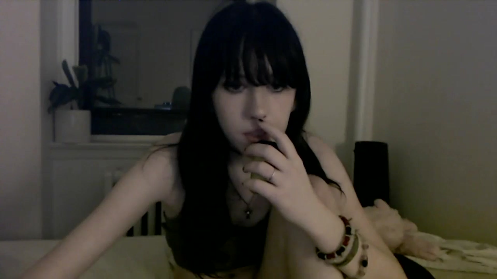 Gallery image thumbnail from MaxxyAugust's myfreecams stream on, 07/20/2024, 03:16 image 12 of 20