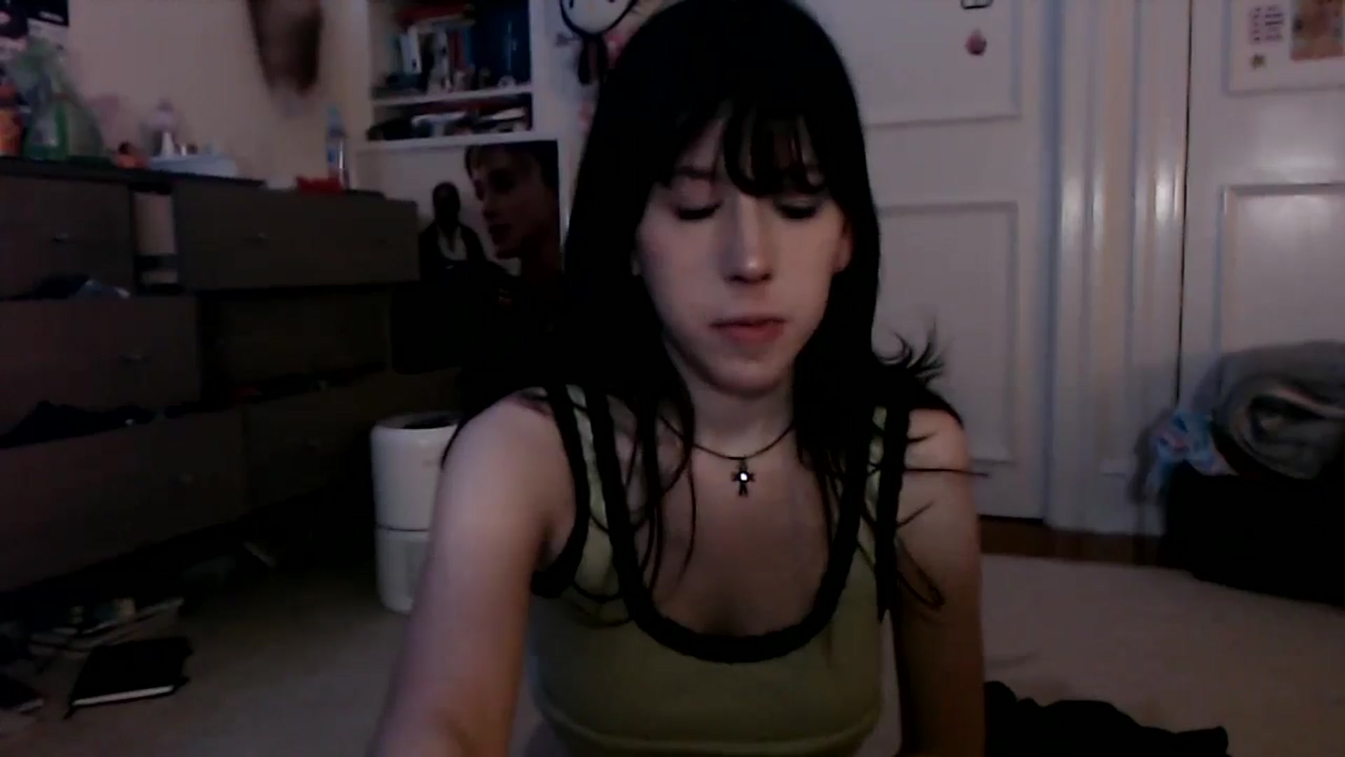 Gallery image thumbnail from MaxxyAugust's myfreecams stream on, 07/26/2024, 03:58 image 17 of 20