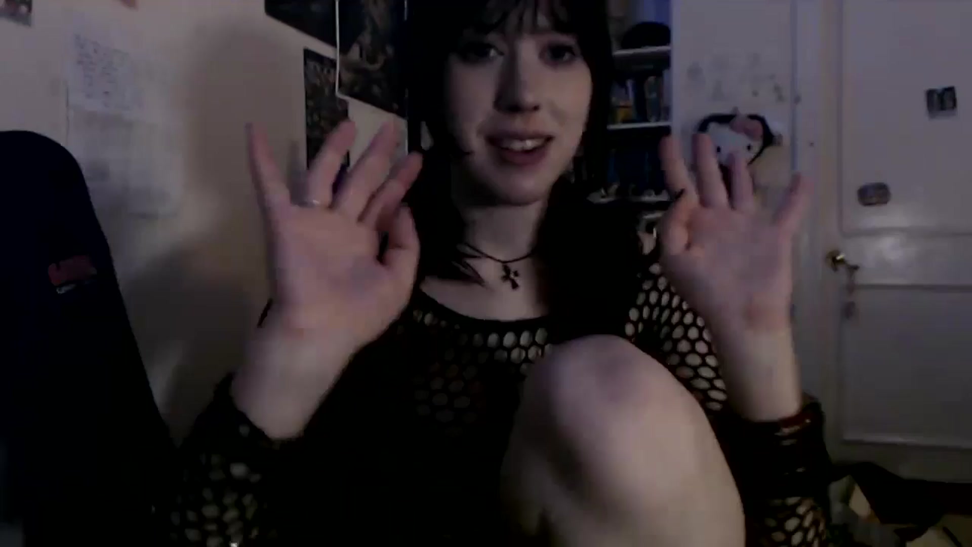 Gallery image thumbnail from MaxxyAugust's myfreecams stream on, 08/04/2024, 03:03 image 1 of 20