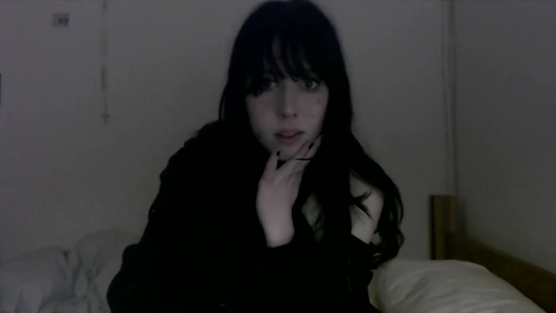 Gallery image thumbnail from MaxxyAugust's myfreecams stream on, 10/31/2024, 09:57 image 17 of 20