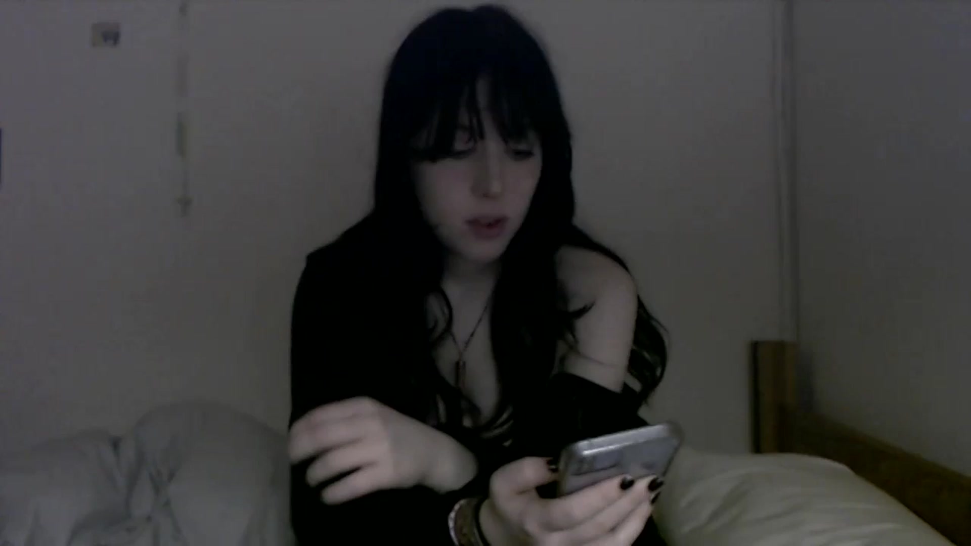Gallery image thumbnail from MaxxyAugust's myfreecams stream on, 10/31/2024, 09:57 image 15 of 20