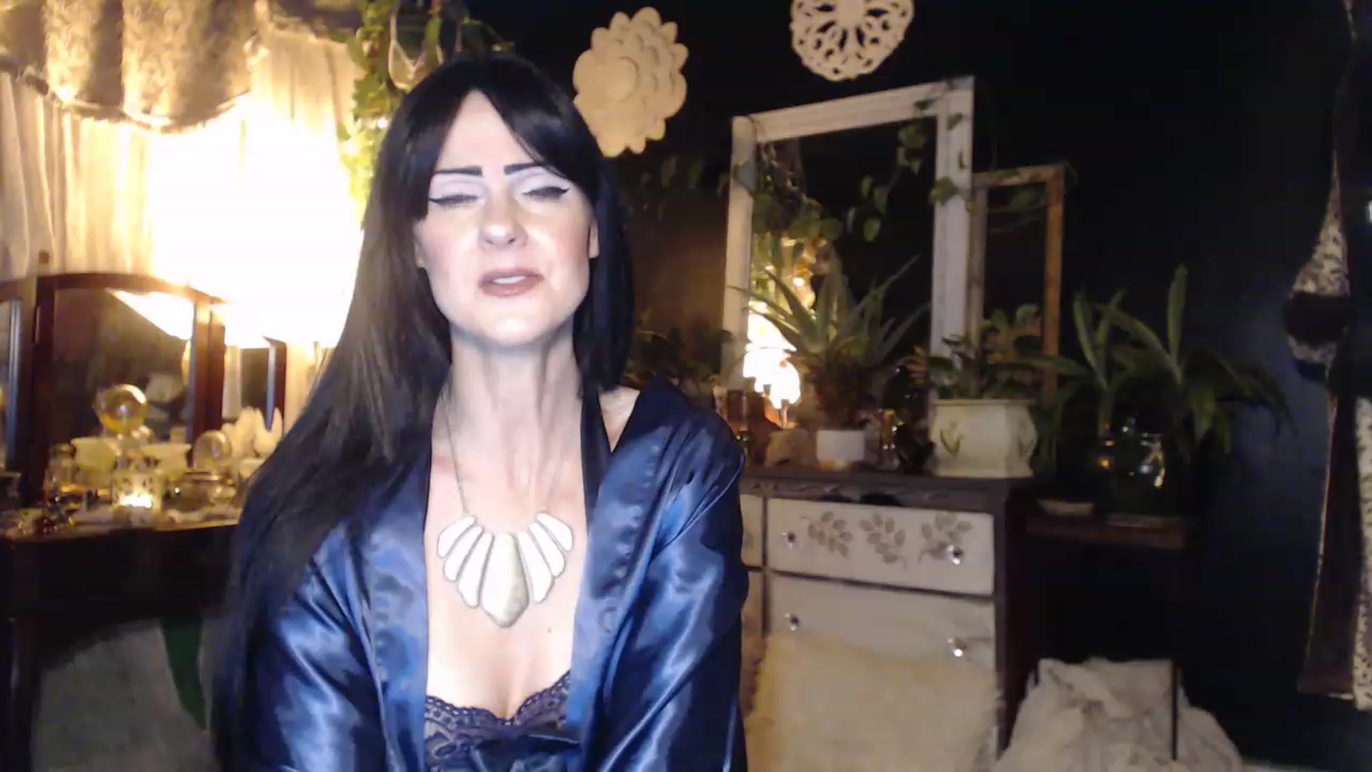 Gallery image thumbnail from MayGray's myfreecams stream on, 12/08/2022, 12:46 image 9 of 20