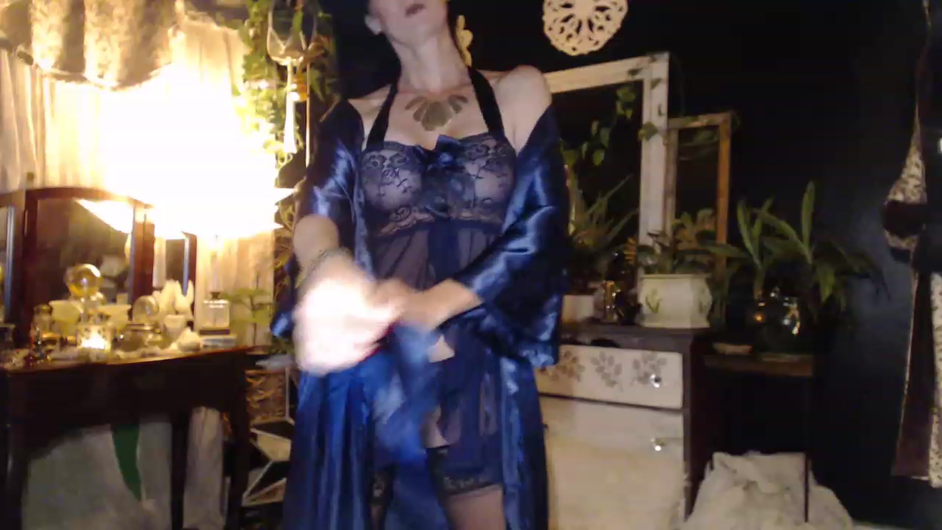Gallery image thumbnail from MayGray's myfreecams stream on, 12/08/2022, 12:46 image 11 of 20
