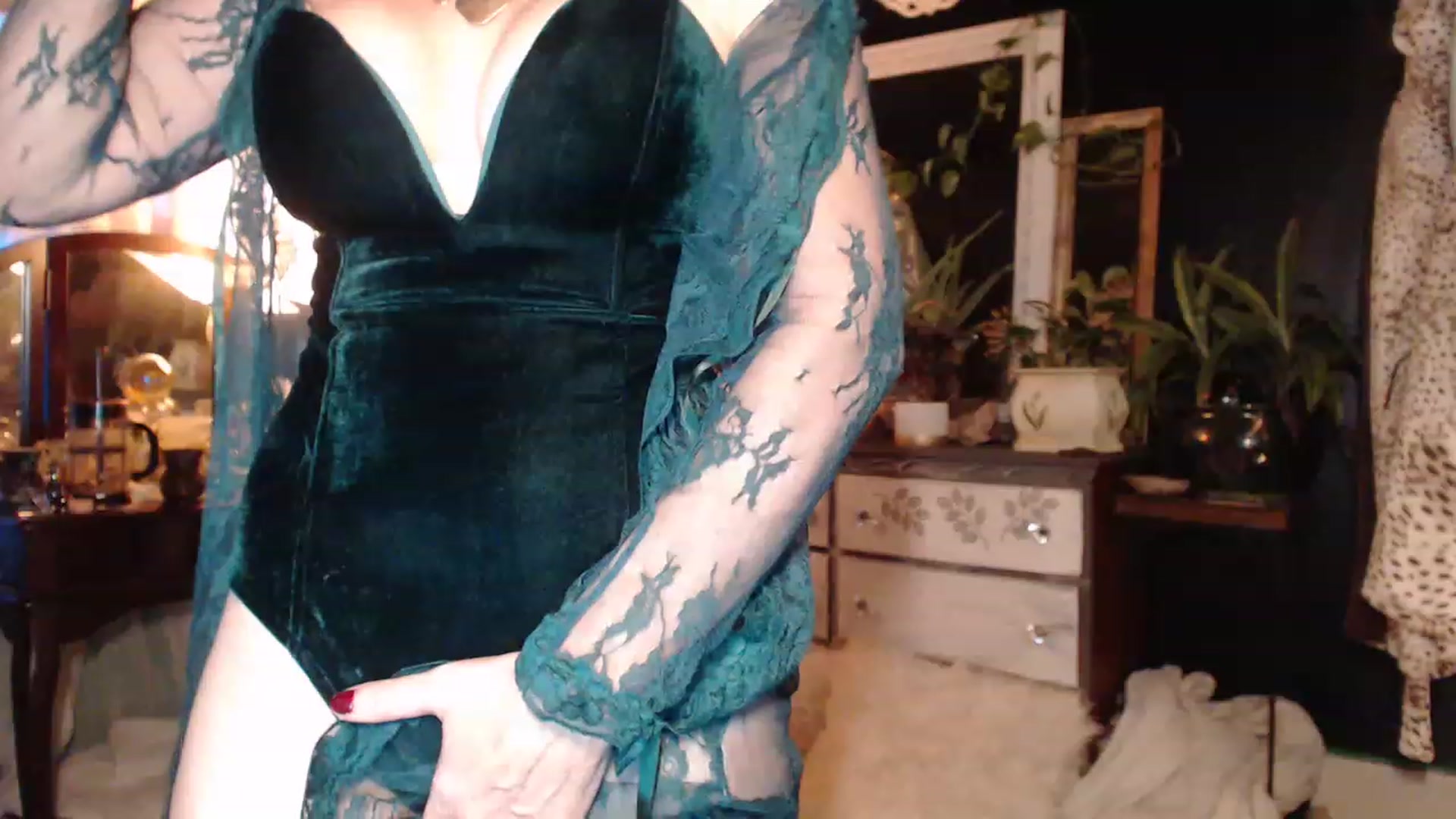Gallery image thumbnail from MayGray's myfreecams stream on, 12/10/2022, 13:34 image 16 of 20
