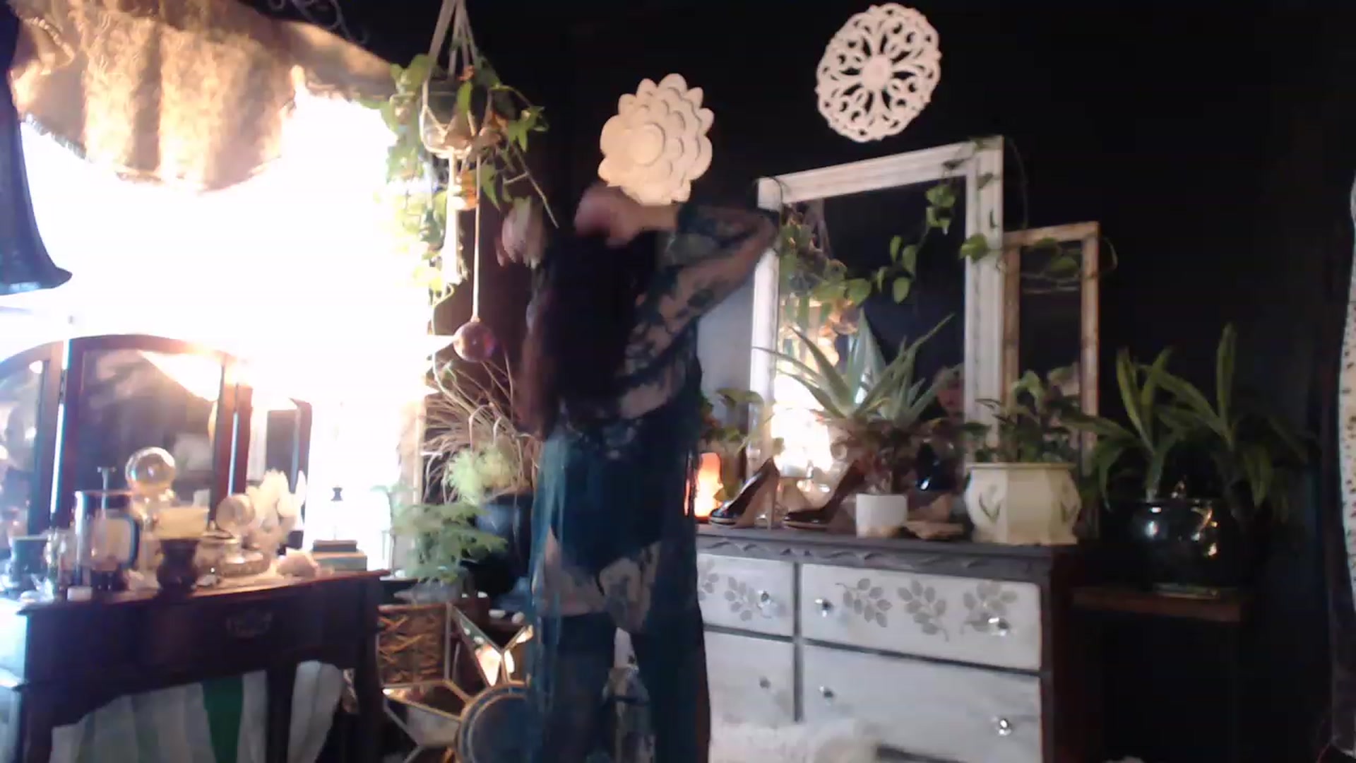 Gallery image thumbnail from MayGray's myfreecams stream on, 12/10/2022, 17:42 image 5 of 20