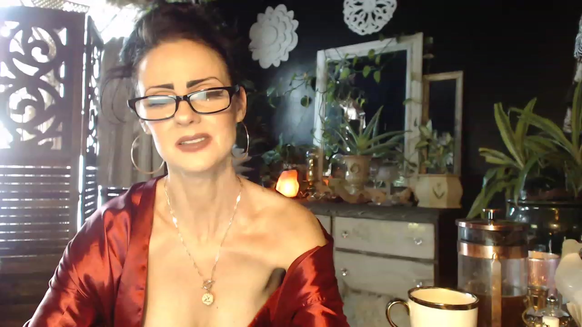Gallery image thumbnail from MayGray's myfreecams stream on, 02/01/2023, 14:11 image 4 of 20