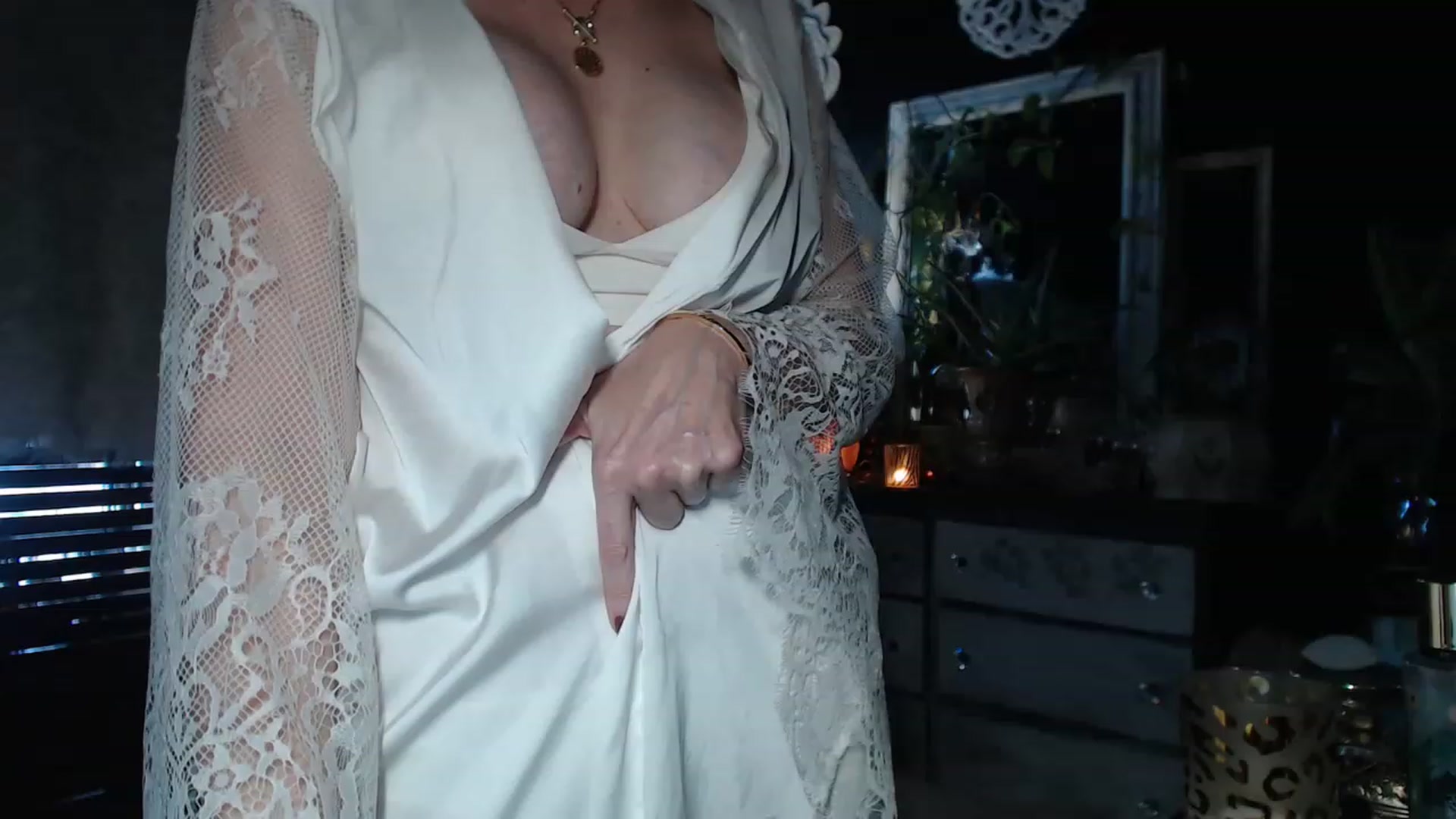 Gallery image thumbnail from MayGray's myfreecams stream on, 02/17/2023, 14:27 image 8 of 20