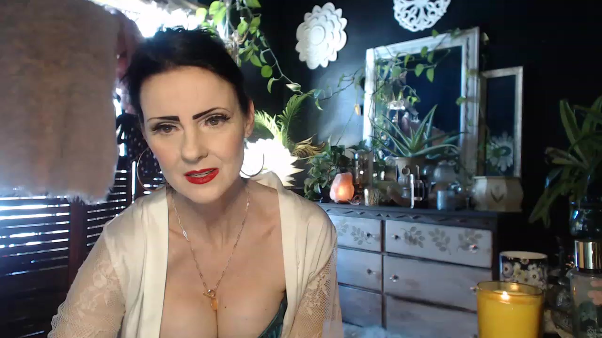 Gallery image thumbnail from MayGray's myfreecams stream on, 02/17/2023, 17:35 image 18 of 20