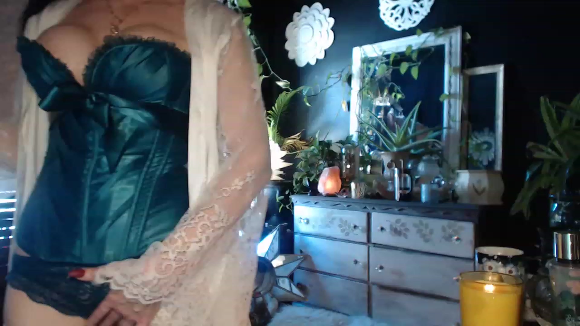 Gallery image thumbnail from MayGray's myfreecams stream on, 02/17/2023, 19:03 image 16 of 20