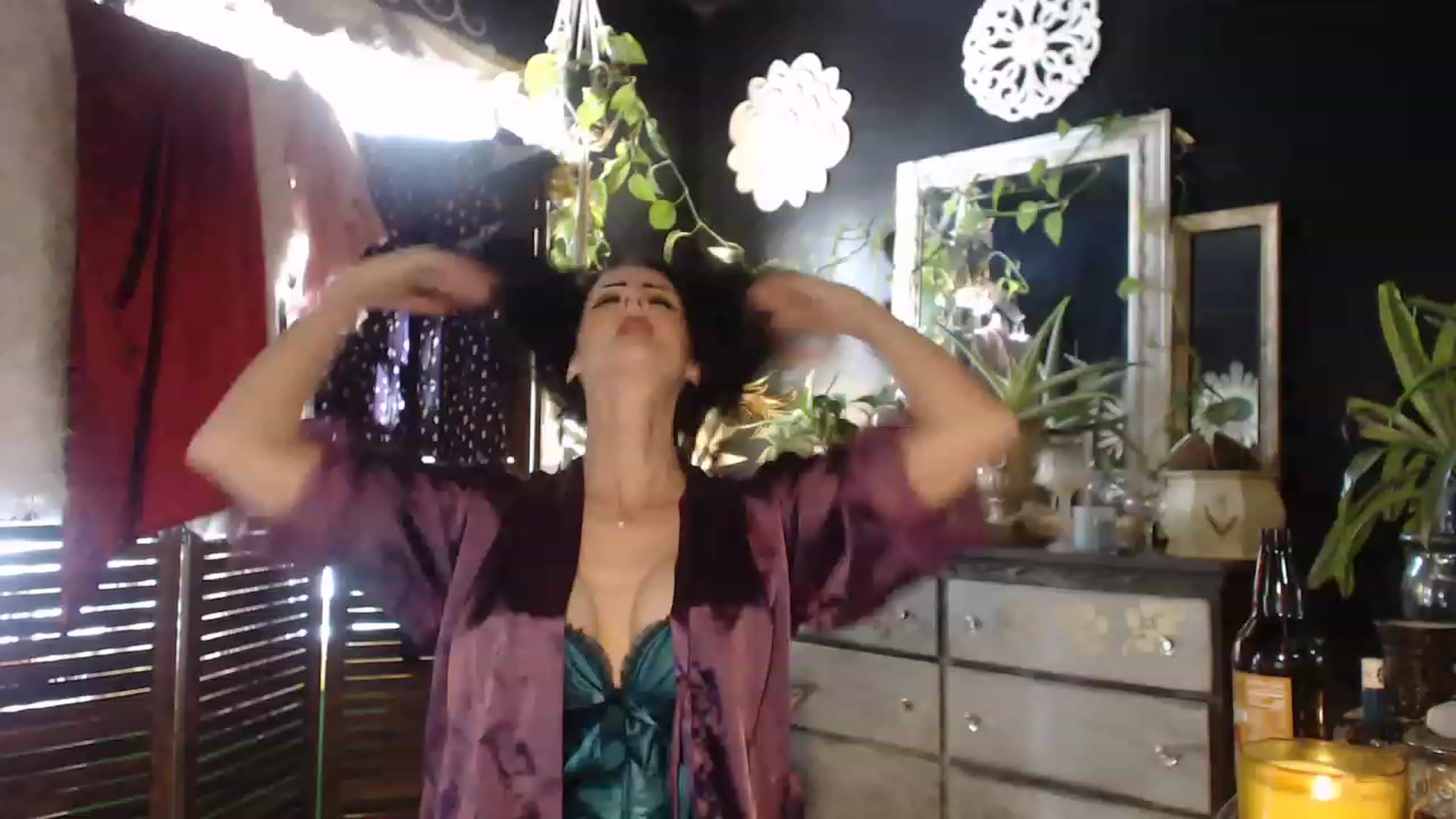 Gallery image thumbnail from MayGray's myfreecams stream on, 02/18/2023, 15:32 image 2 of 20