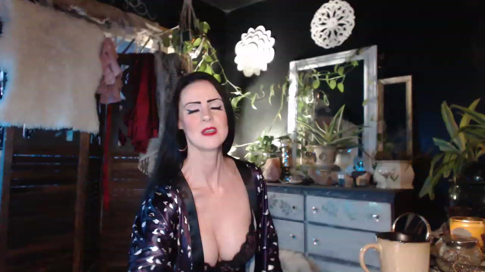 Gallery image thumbnail from MayGray's myfreecams stream on, 02/28/2023, 12:25 image 17 of 20