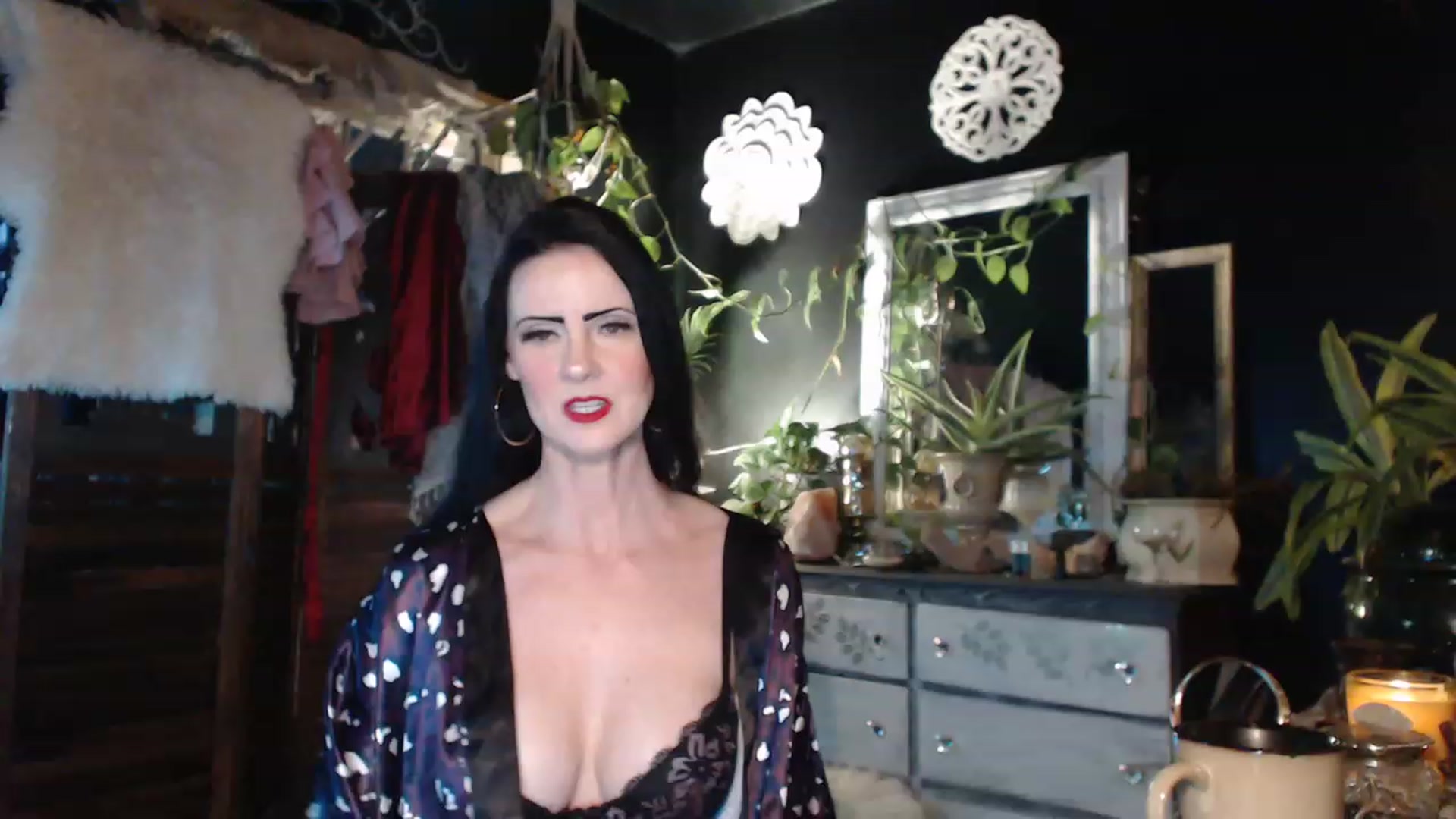 Gallery image thumbnail from MayGray's myfreecams stream on, 02/28/2023, 12:25 image 11 of 20