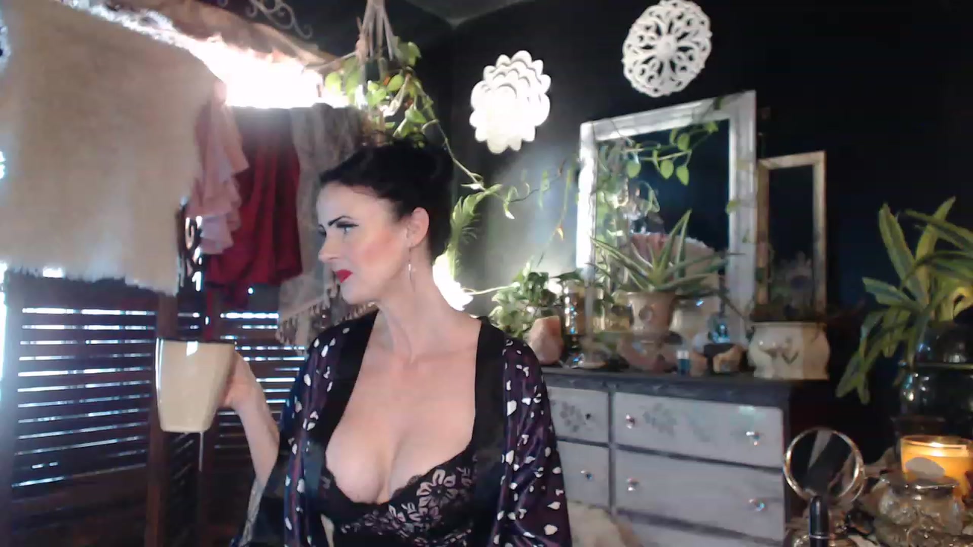 Gallery image thumbnail from MayGray's myfreecams stream on, 02/28/2023, 13:18 image 7 of 20