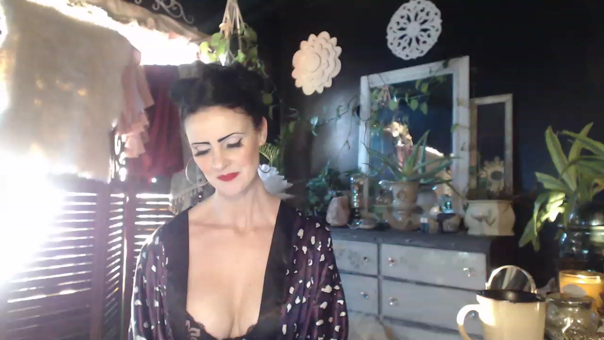 Gallery image thumbnail from MayGray's myfreecams stream on, 02/28/2023, 13:18 image 14 of 20