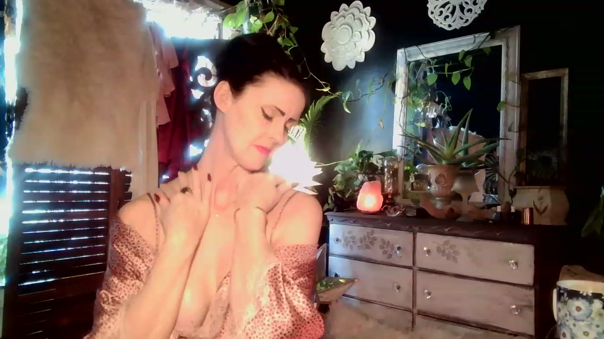 Gallery image thumbnail from MayGray's myfreecams stream on, 03/04/2023, 15:13 image 18 of 20