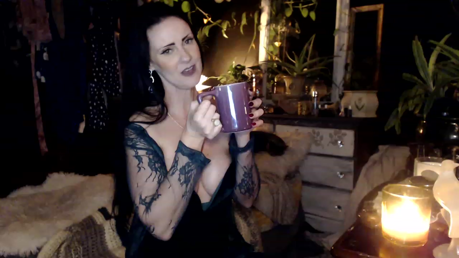 Gallery image thumbnail from MayGray's myfreecams stream on, 03/10/2023, 01:02 image 9 of 20