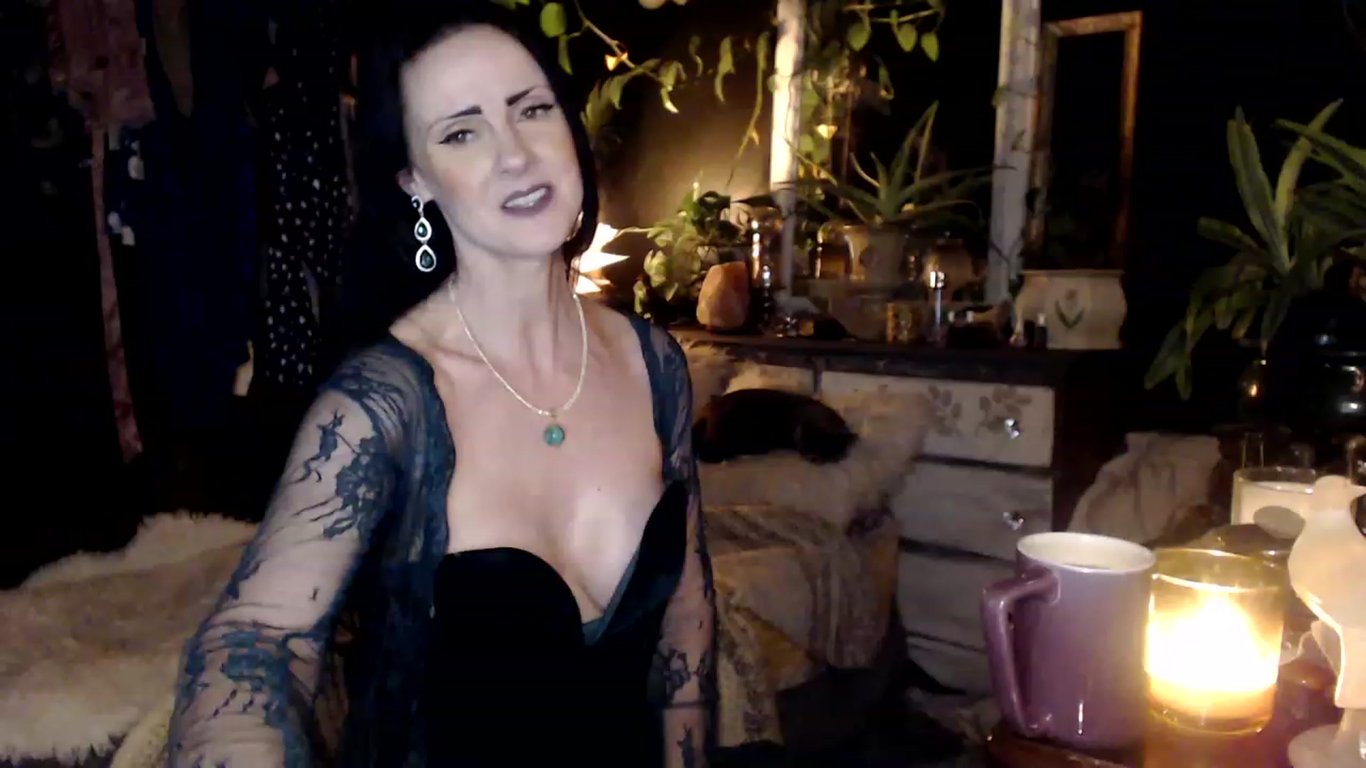 Gallery image thumbnail from MayGray's myfreecams stream on, 03/10/2023, 01:02 image 5 of 20