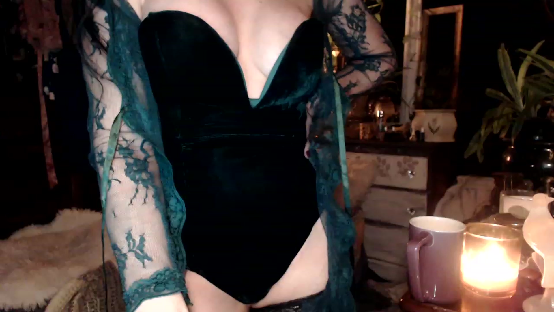 Gallery image thumbnail from MayGray's myfreecams stream on, 03/10/2023, 01:02 image 16 of 20