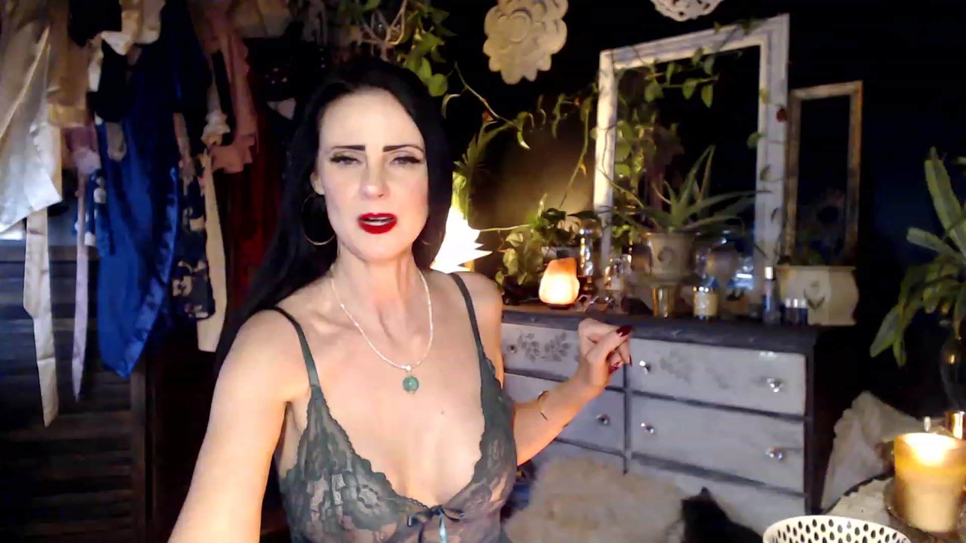 Gallery image thumbnail from MayGray's myfreecams stream on, 03/15/2023, 11:23 image 19 of 20