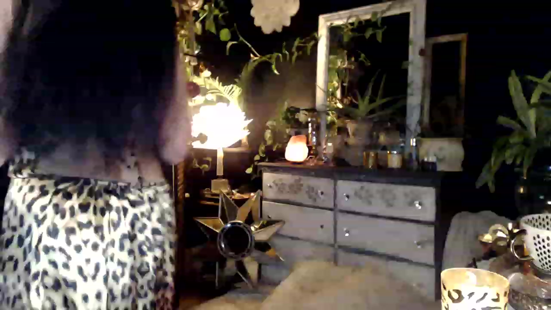 Gallery image thumbnail from MayGray's myfreecams stream on, 03/17/2023, 10:53 image 15 of 20