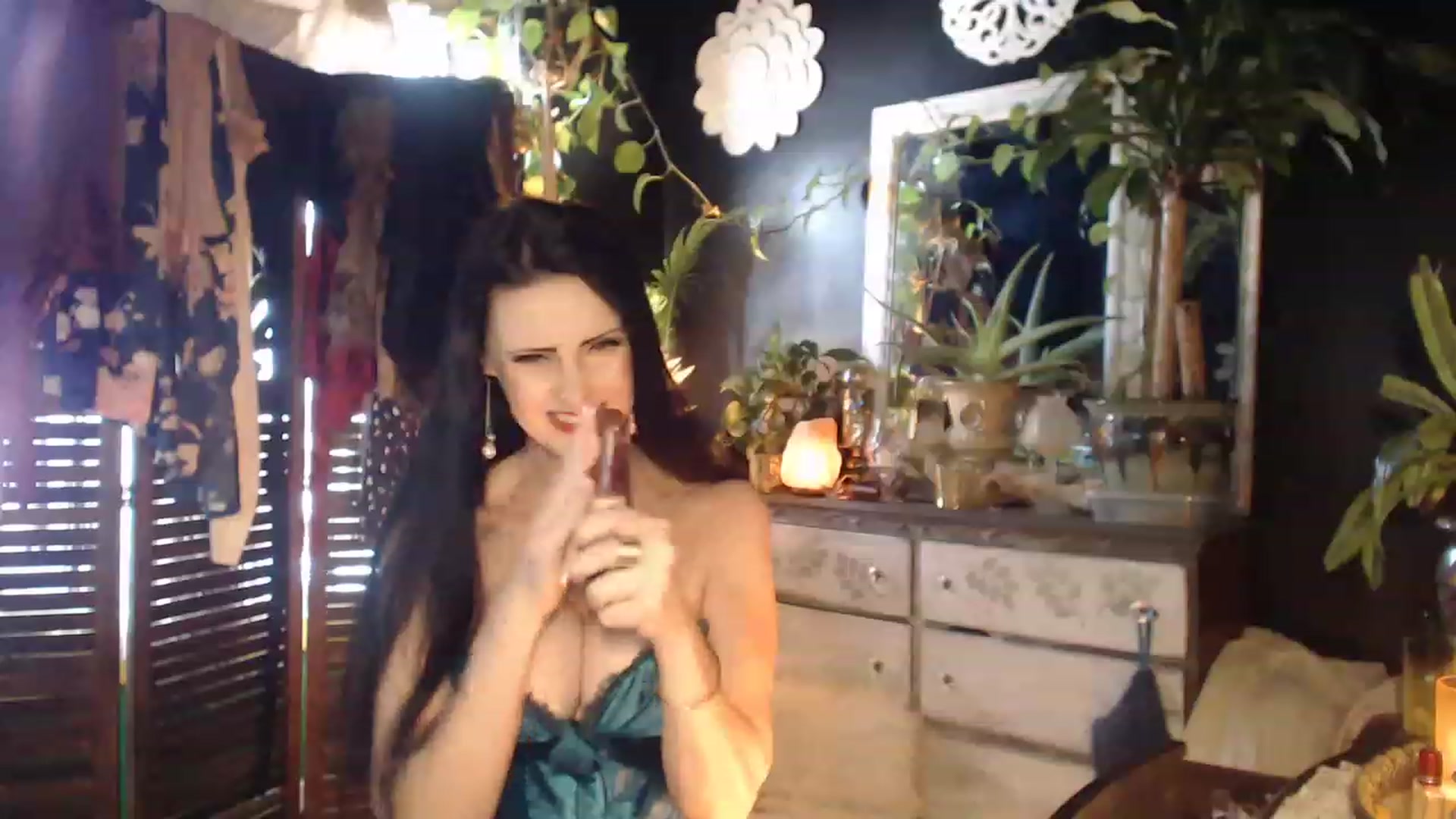 Gallery image thumbnail from MayGray's myfreecams stream on, 03/24/2023, 19:40 image 18 of 20