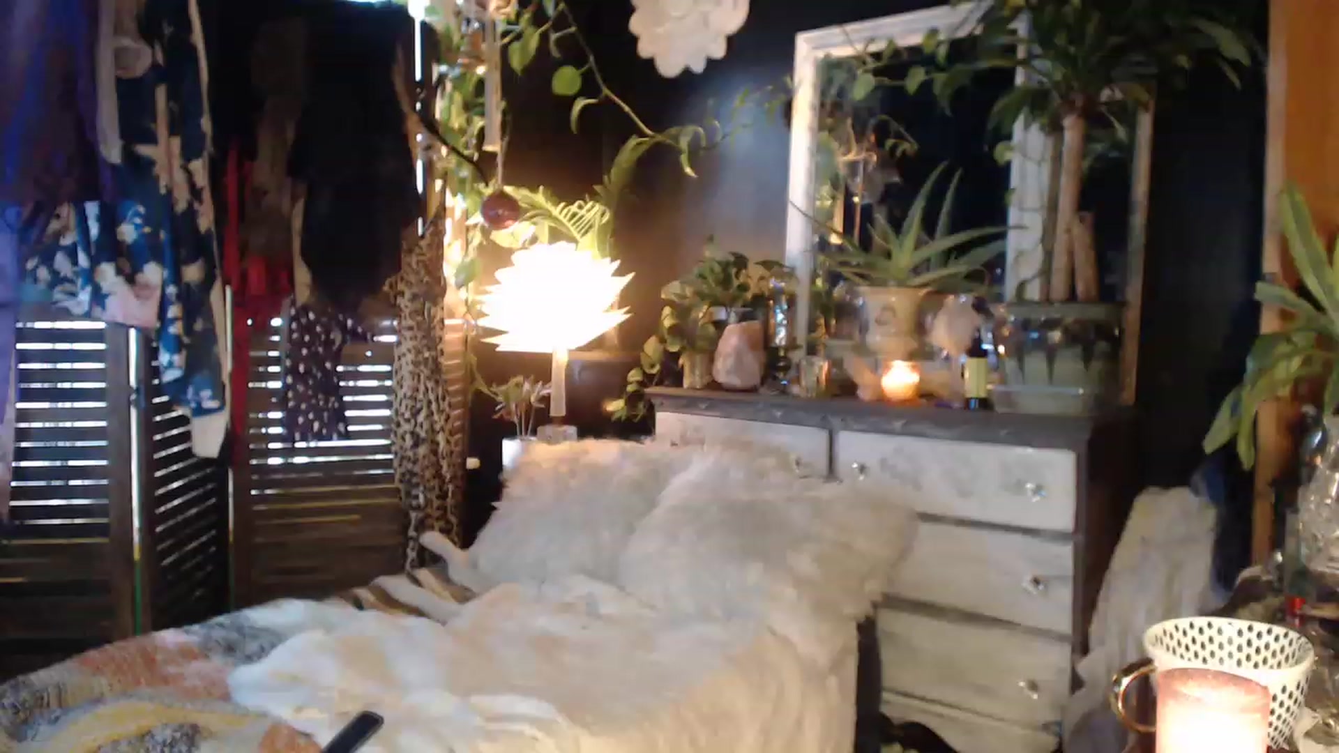 Gallery image thumbnail from MayGray's myfreecams stream on, 04/01/2023, 13:59 image 18 of 20