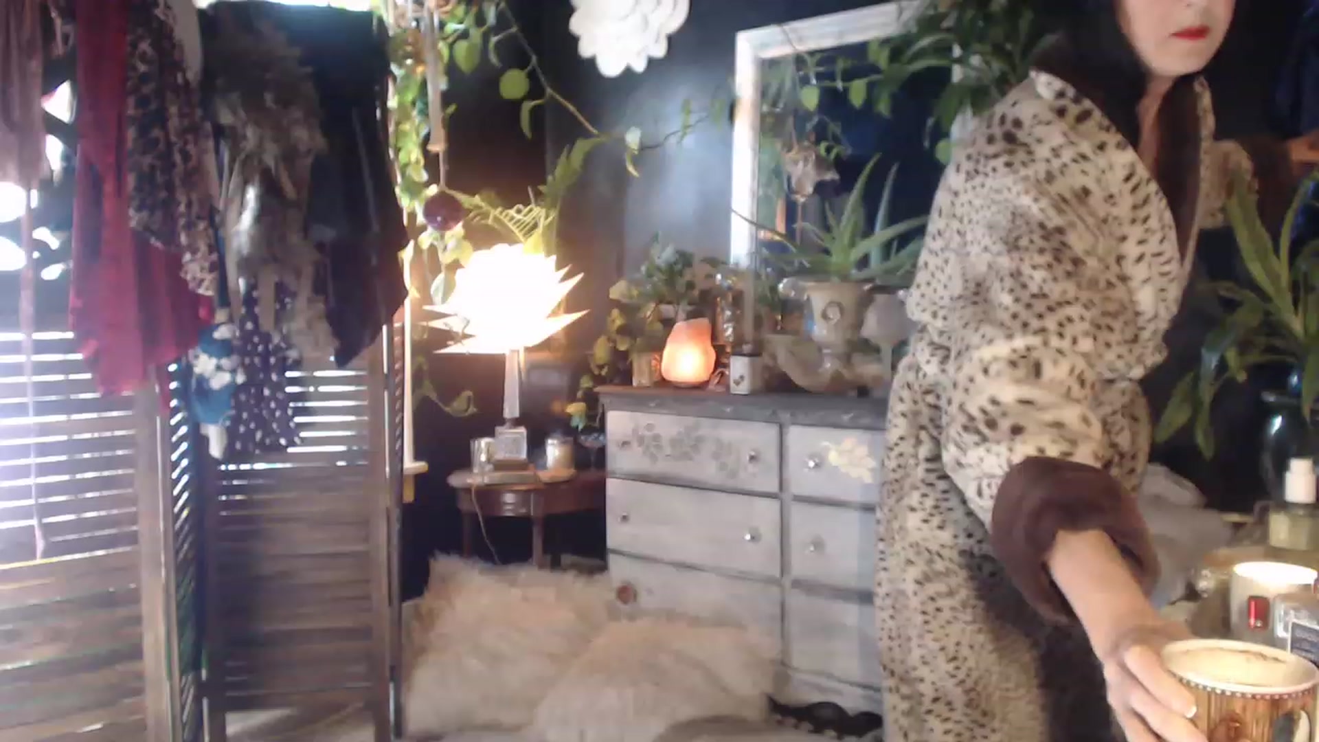 Gallery image thumbnail from MayGray's myfreecams stream on, 04/15/2023, 15:39 image 8 of 20