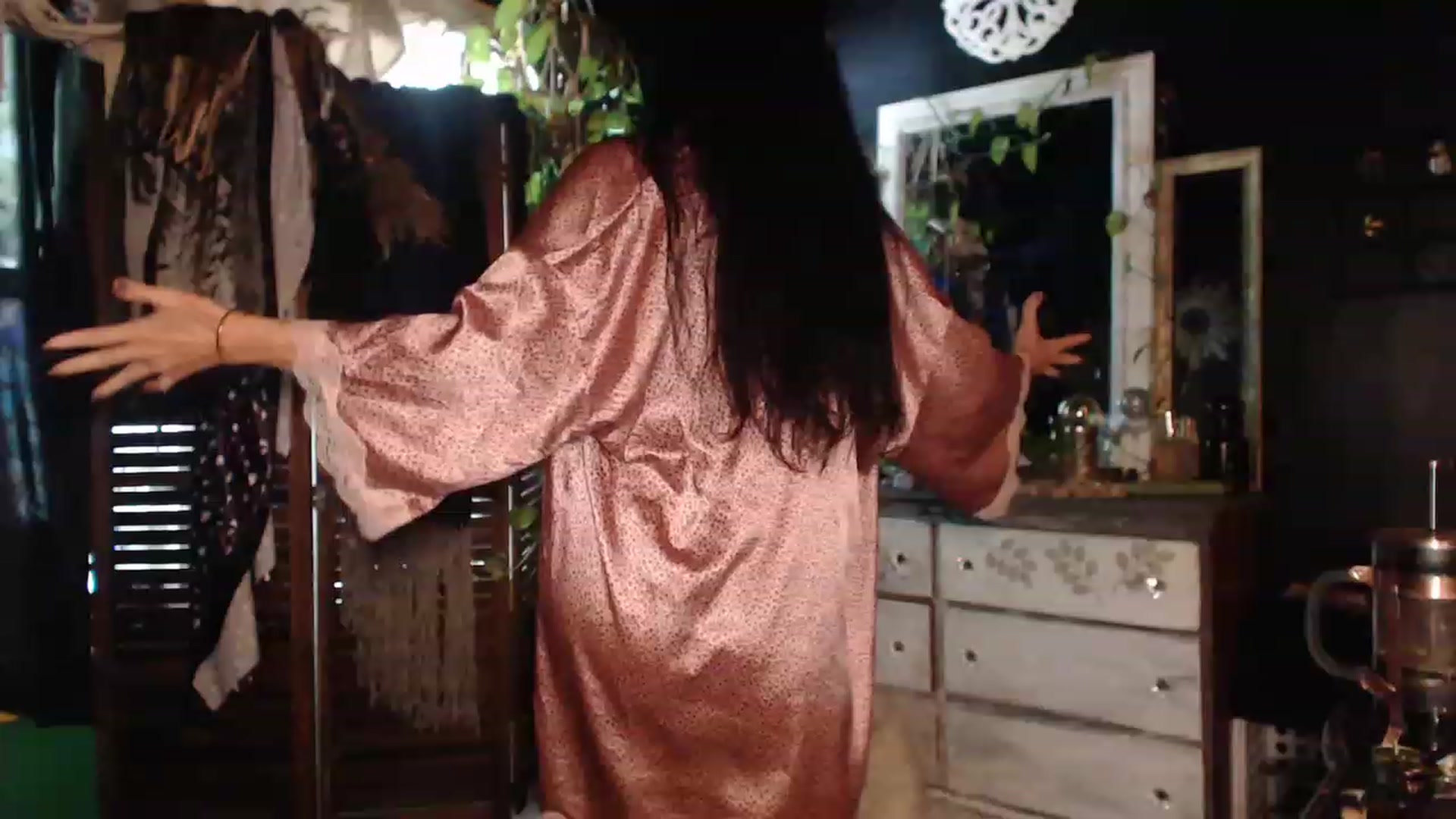 Gallery image thumbnail from MayGray's myfreecams stream on, 08/15/2023, 18:37 image 18 of 20