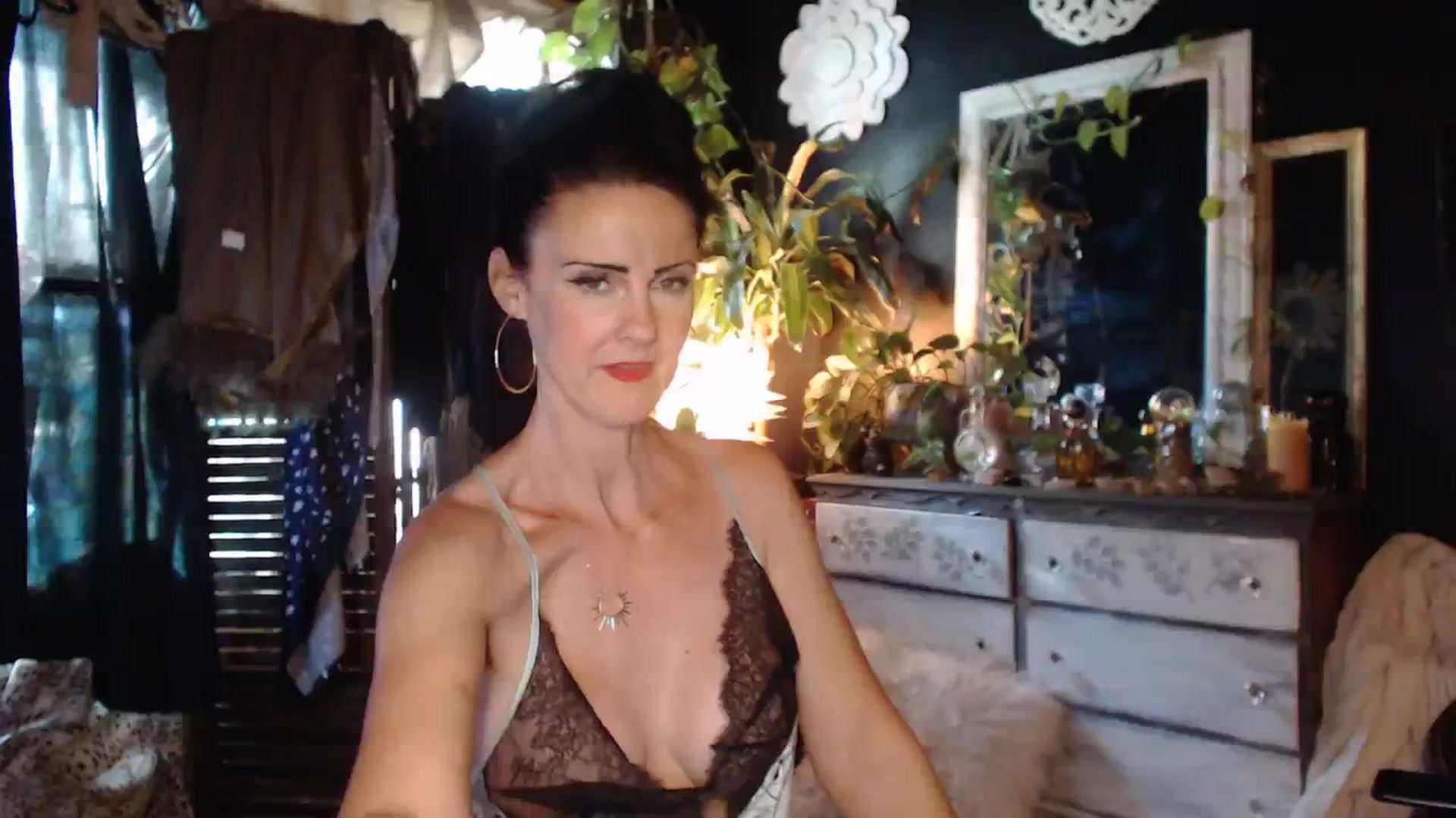 Gallery image thumbnail from MayGray's myfreecams stream on, 08/20/2023, 14:56 image 2 of 20