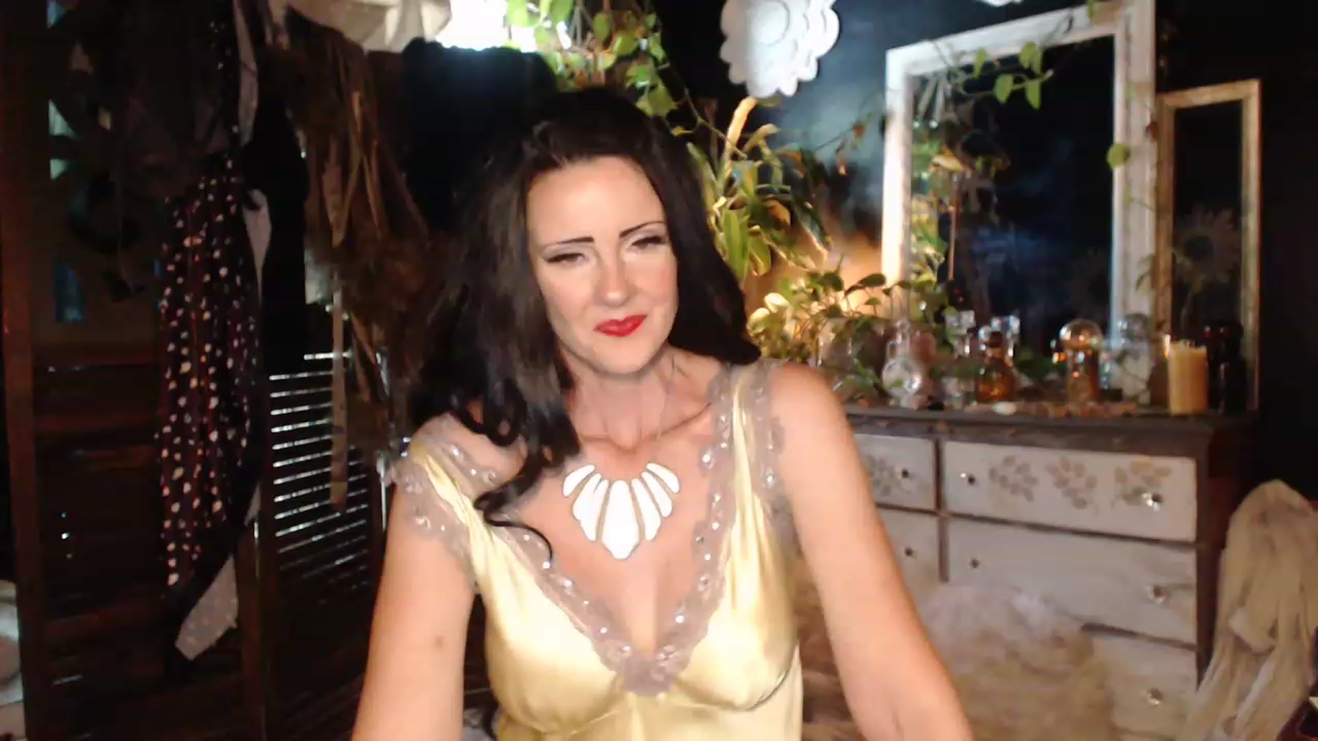 Gallery image thumbnail from MayGray's myfreecams stream on, 08/23/2023, 16:56 image 15 of 20