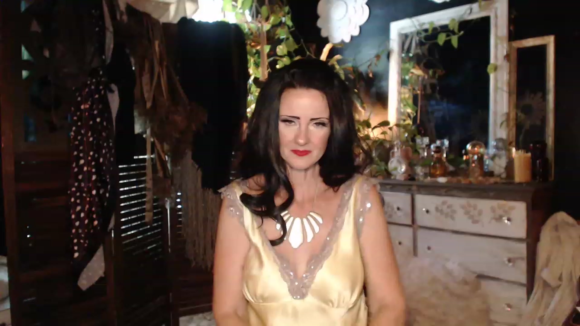 Gallery image thumbnail from MayGray's myfreecams stream on, 08/23/2023, 17:33 image 17 of 20