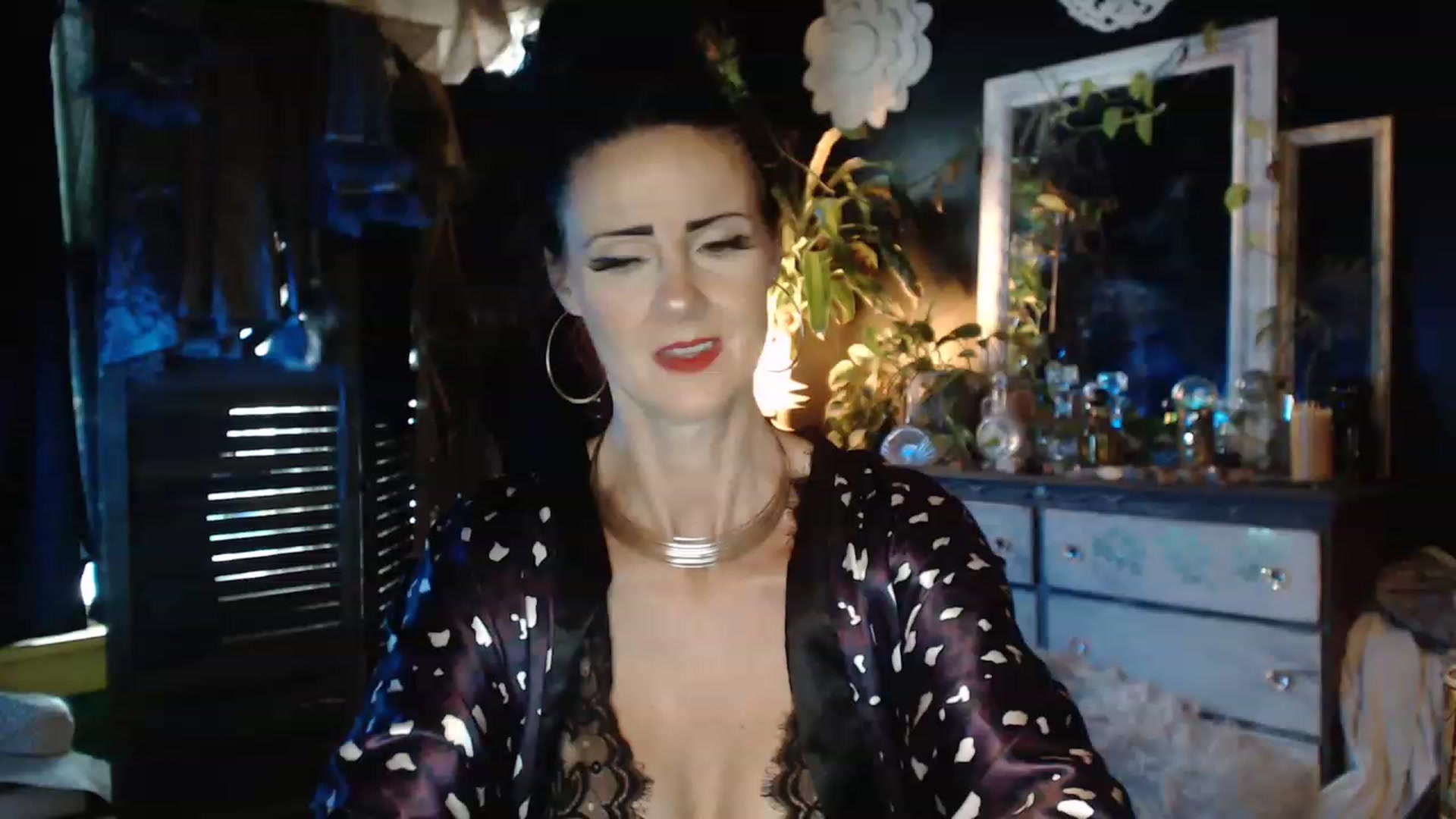 Gallery image thumbnail from MayGray's myfreecams stream on, 08/24/2023, 13:44 image 9 of 20