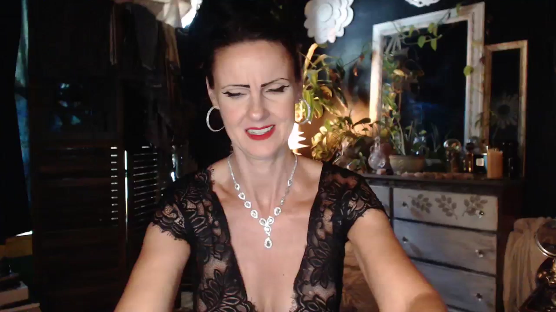 Gallery image thumbnail from MayGray's myfreecams stream on, 09/02/2023, 17:44 image 3 of 20