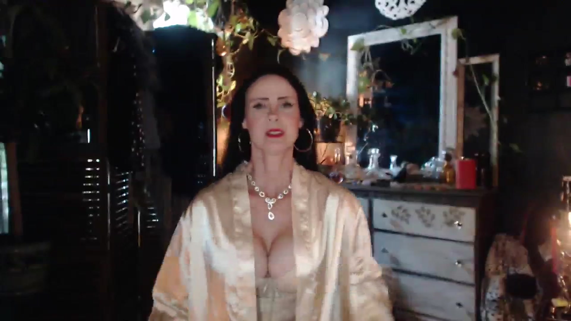Gallery image thumbnail from MayGray's myfreecams stream on, 09/13/2023, 18:47 image 3 of 20