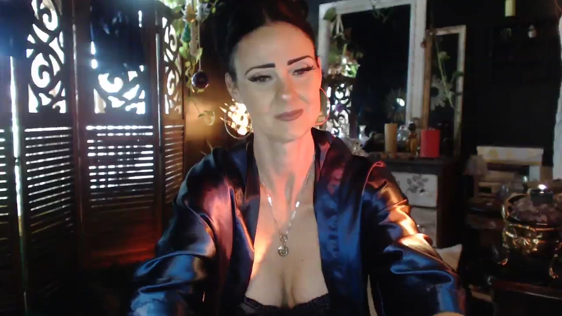 Gallery image thumbnail from MayGray's myfreecams stream on, 09/30/2023, 16:22 image 12 of 20