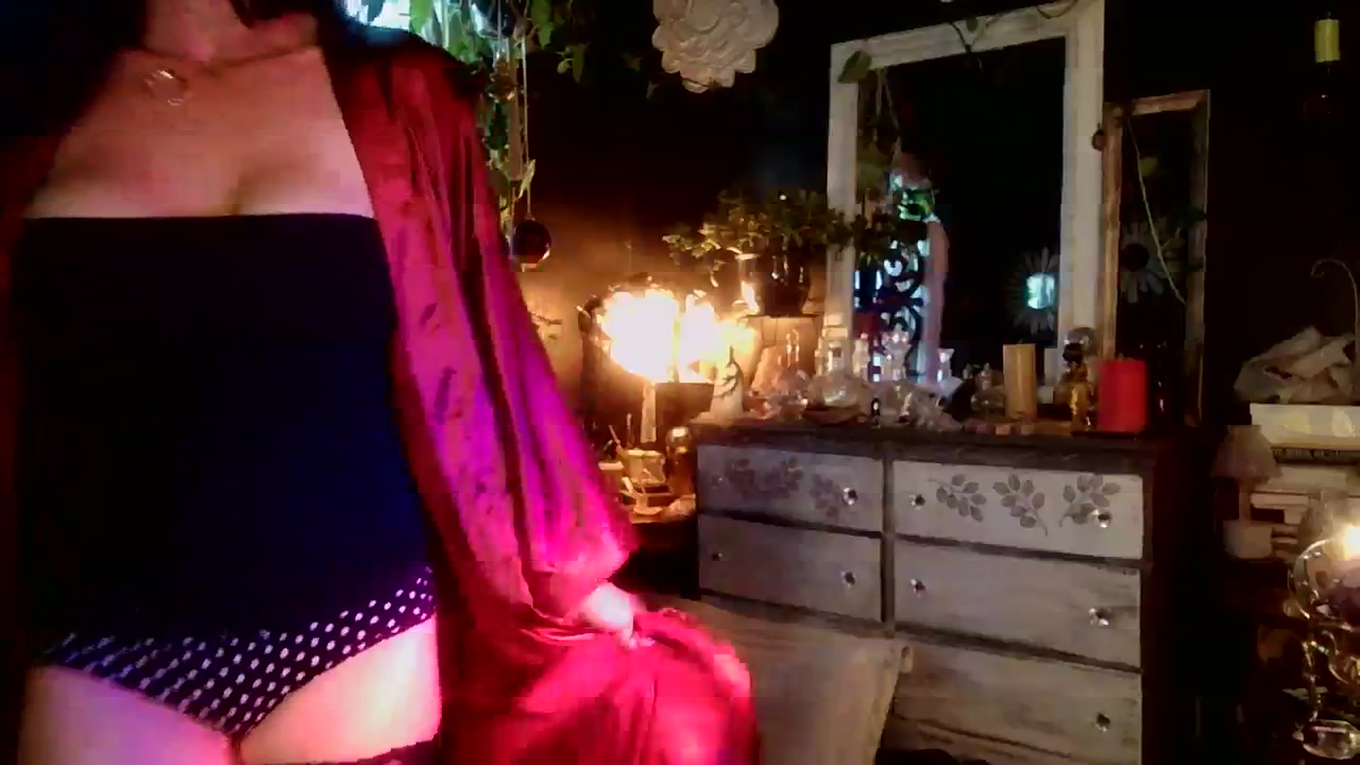 Gallery image thumbnail from MayGray's myfreecams stream on, 10/01/2023, 22:09 image 20 of 20