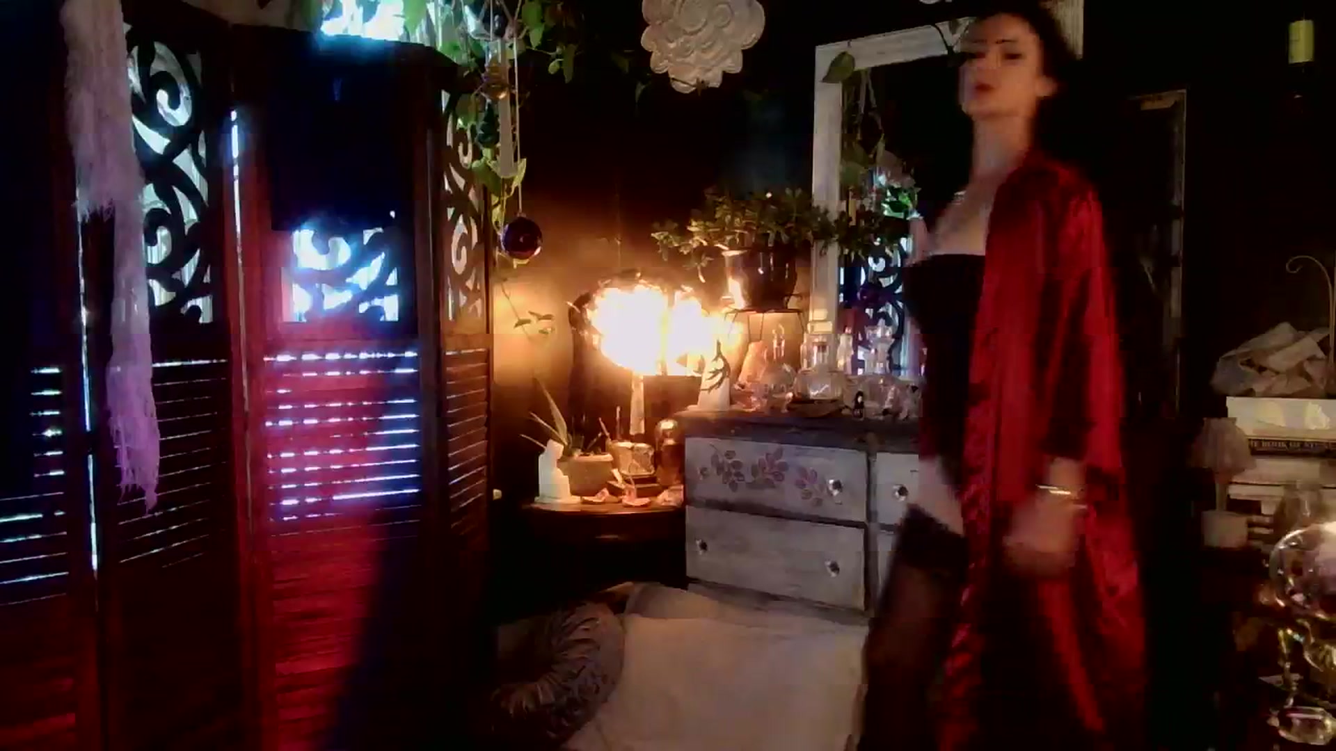 Gallery image thumbnail from MayGray's myfreecams stream on, 10/01/2023, 22:09 image 17 of 20