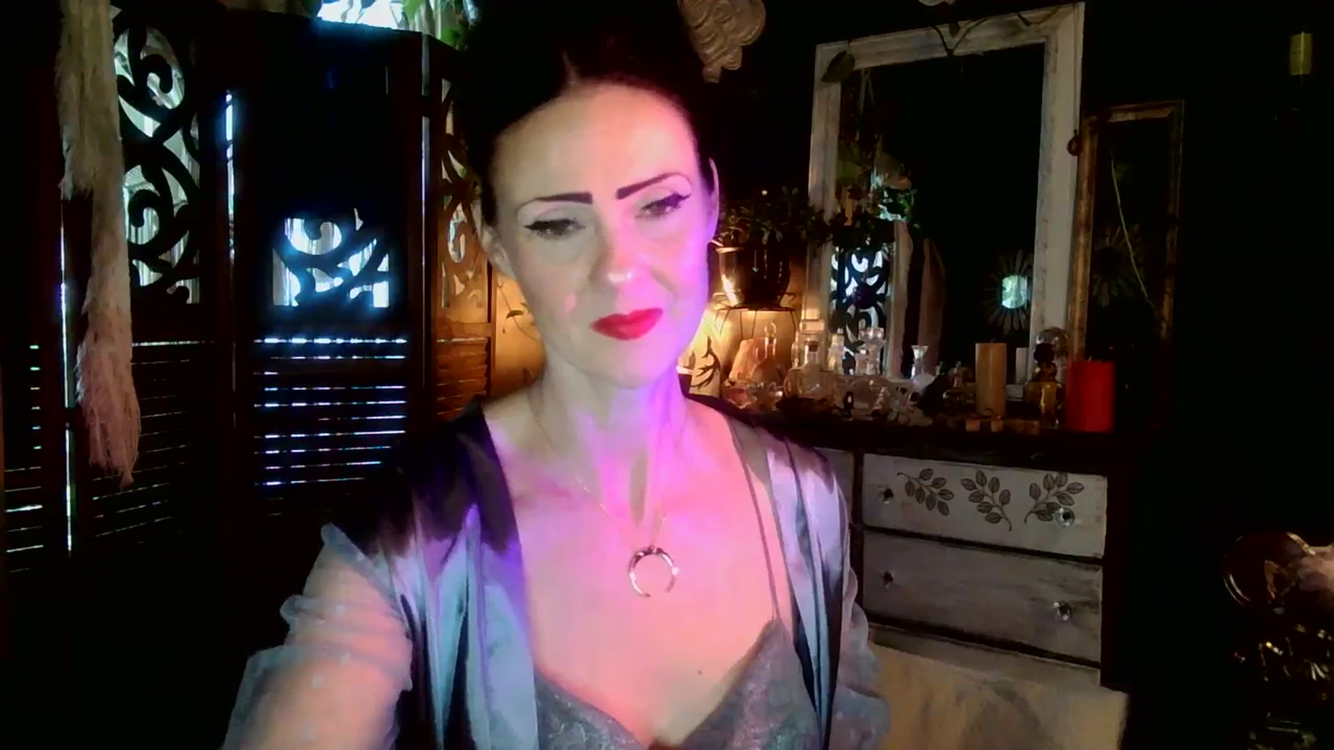 Gallery image thumbnail from MayGray's myfreecams stream on, 10/02/2023, 12:43 image 11 of 20