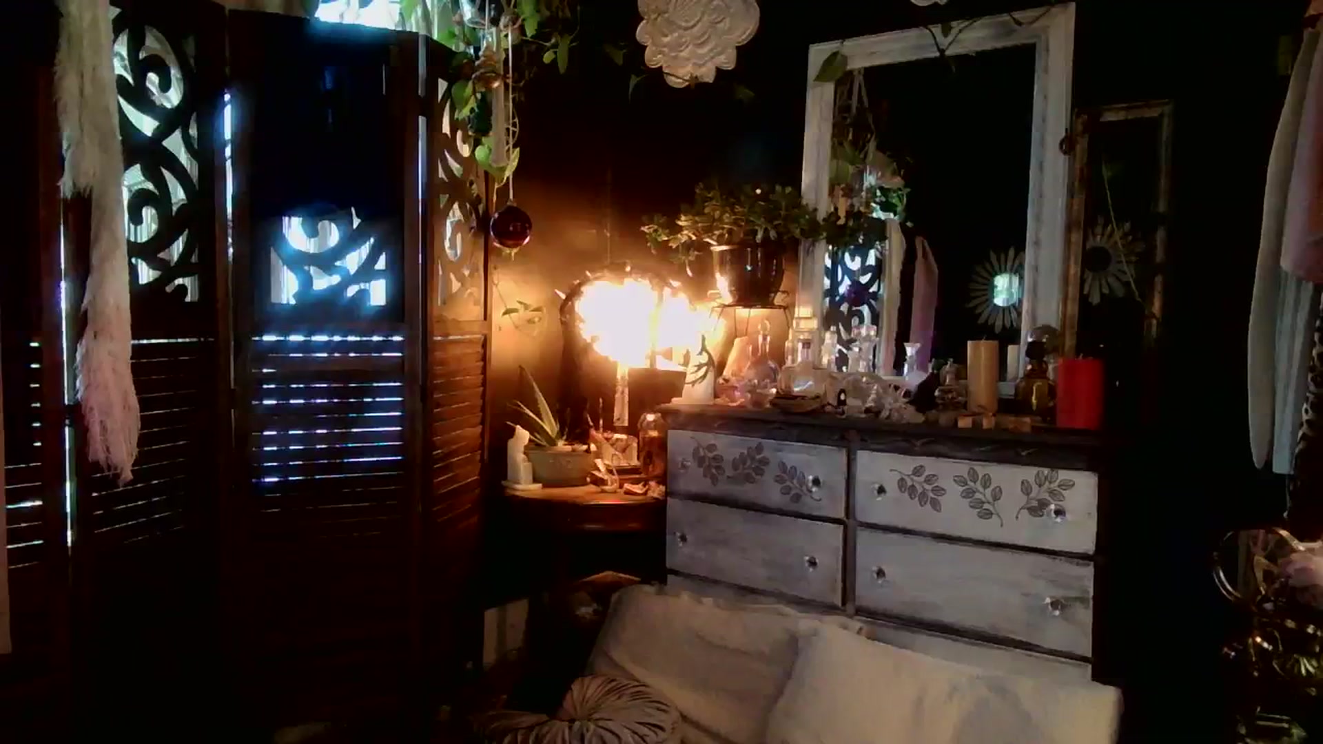 Gallery image thumbnail from MayGray's myfreecams stream on, 10/02/2023, 12:43 image 12 of 20
