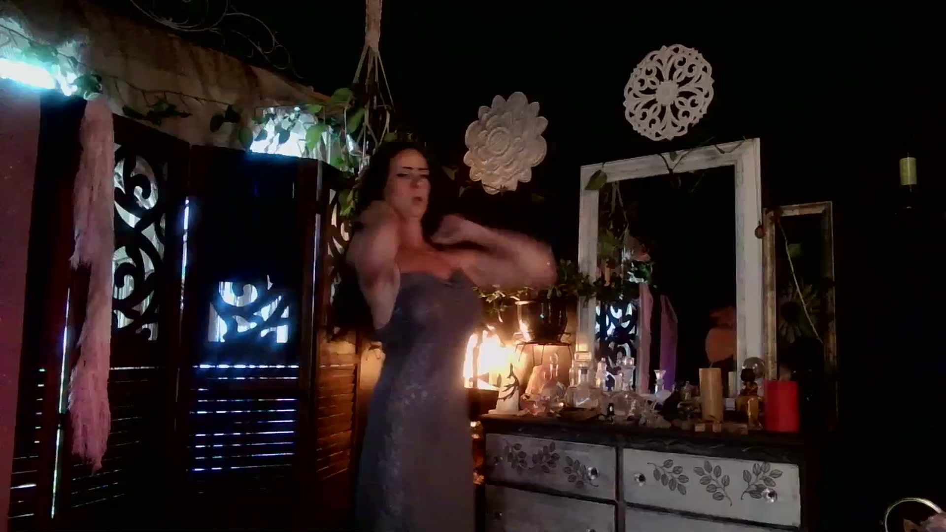 Gallery image thumbnail from MayGray's myfreecams stream on, 10/02/2023, 12:43 image 1 of 20