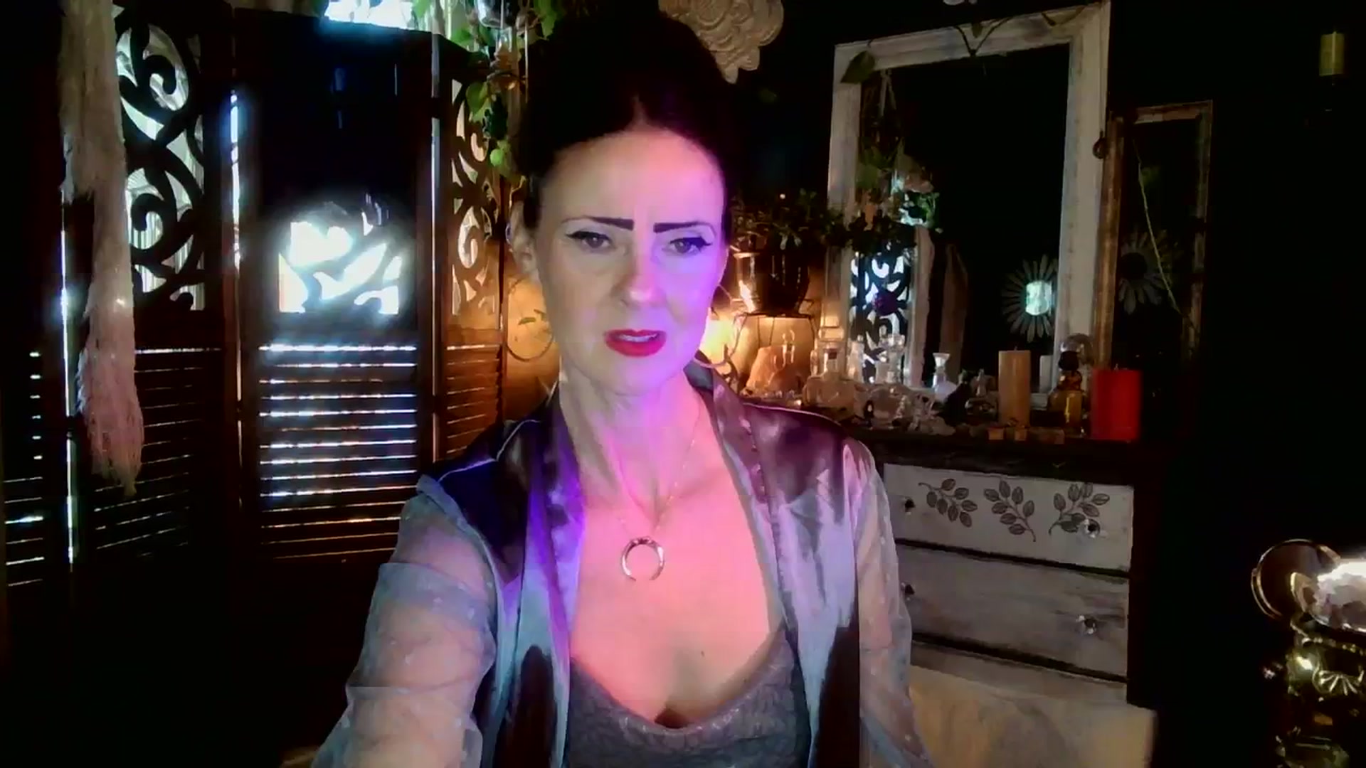 Gallery image thumbnail from MayGray's myfreecams stream on, 10/02/2023, 13:14 image 3 of 20