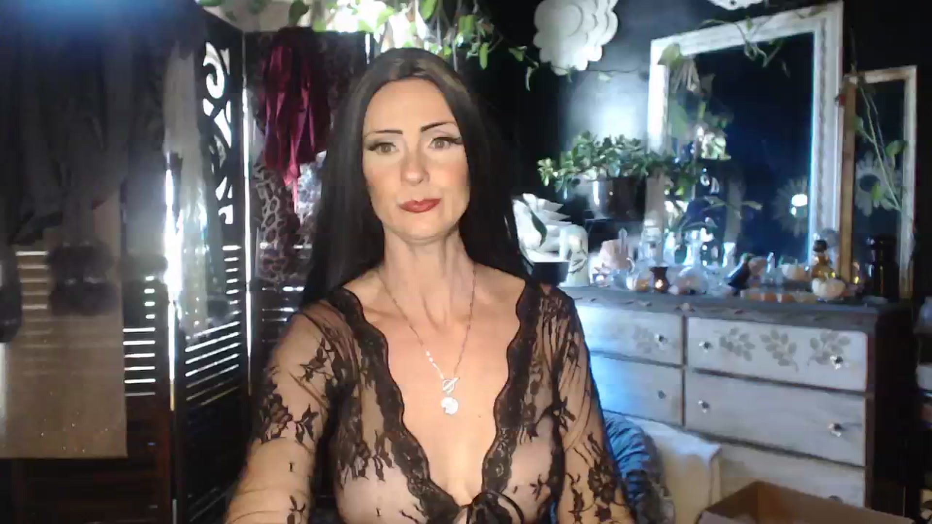 Gallery image thumbnail from MayGray's myfreecams stream on, 10/28/2023, 16:25 image 7 of 20