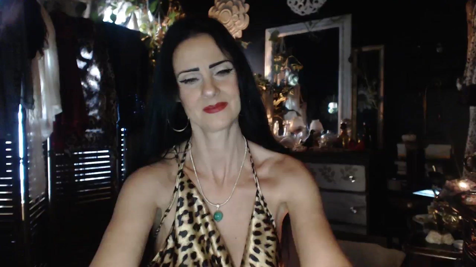 Gallery image thumbnail from MayGray's myfreecams stream on, 11/04/2023, 13:47 image 5 of 20