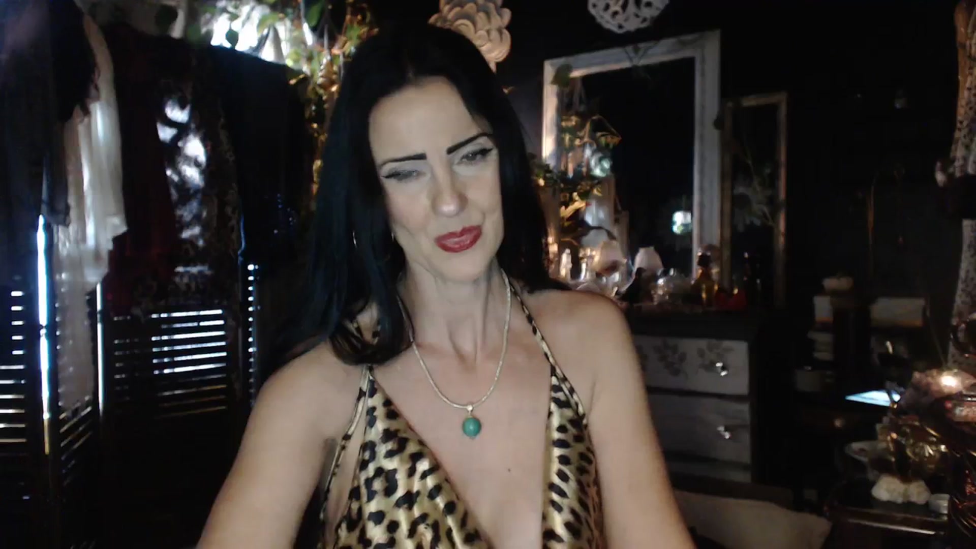 Gallery image thumbnail from MayGray's myfreecams stream on, 11/04/2023, 13:47 image 2 of 20