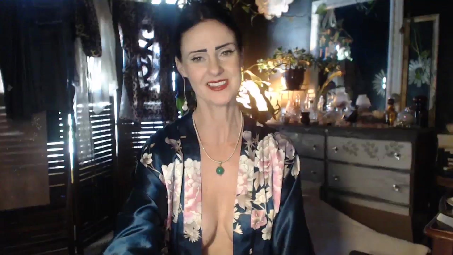 Gallery image thumbnail from MayGray's myfreecams stream on, 11/09/2023, 18:16 image 9 of 20