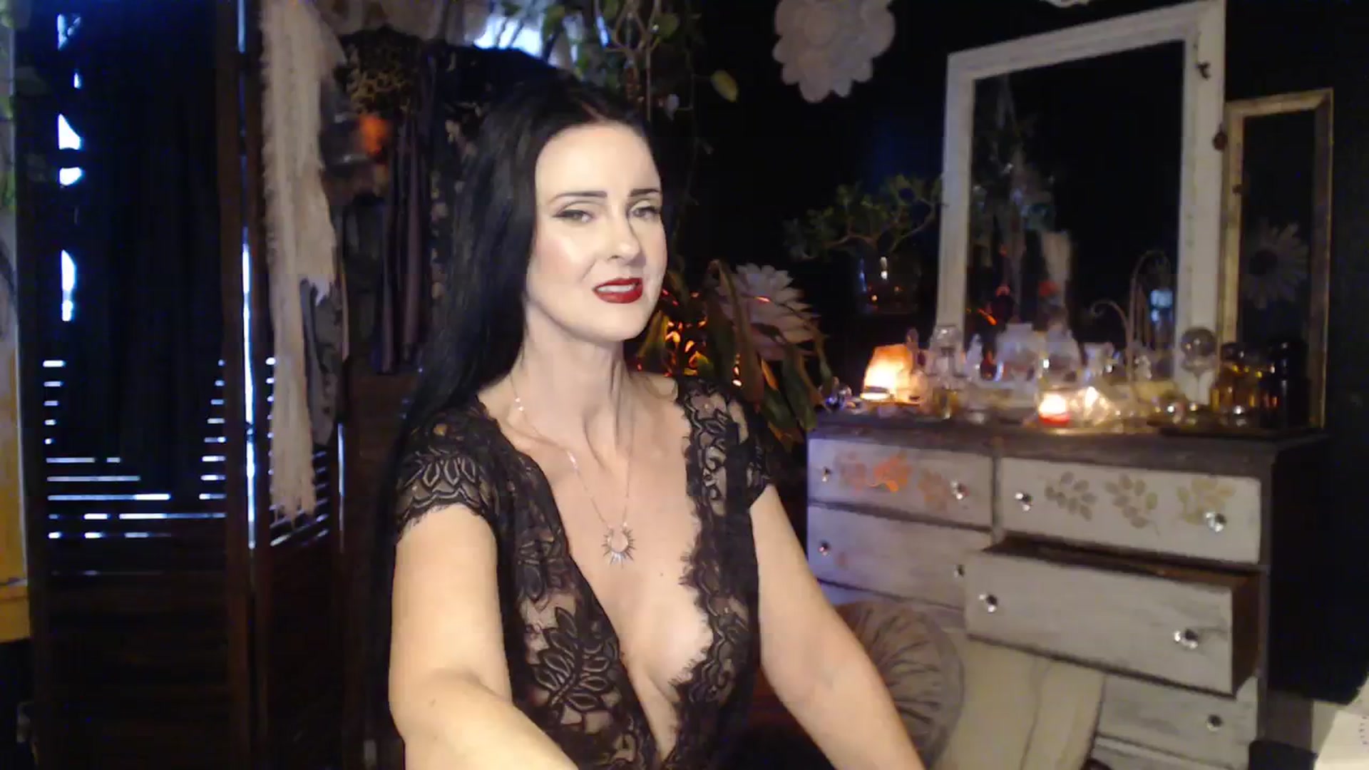 Gallery image thumbnail from MayGray's myfreecams stream on, 01/06/2024, 22:25 image 12 of 20