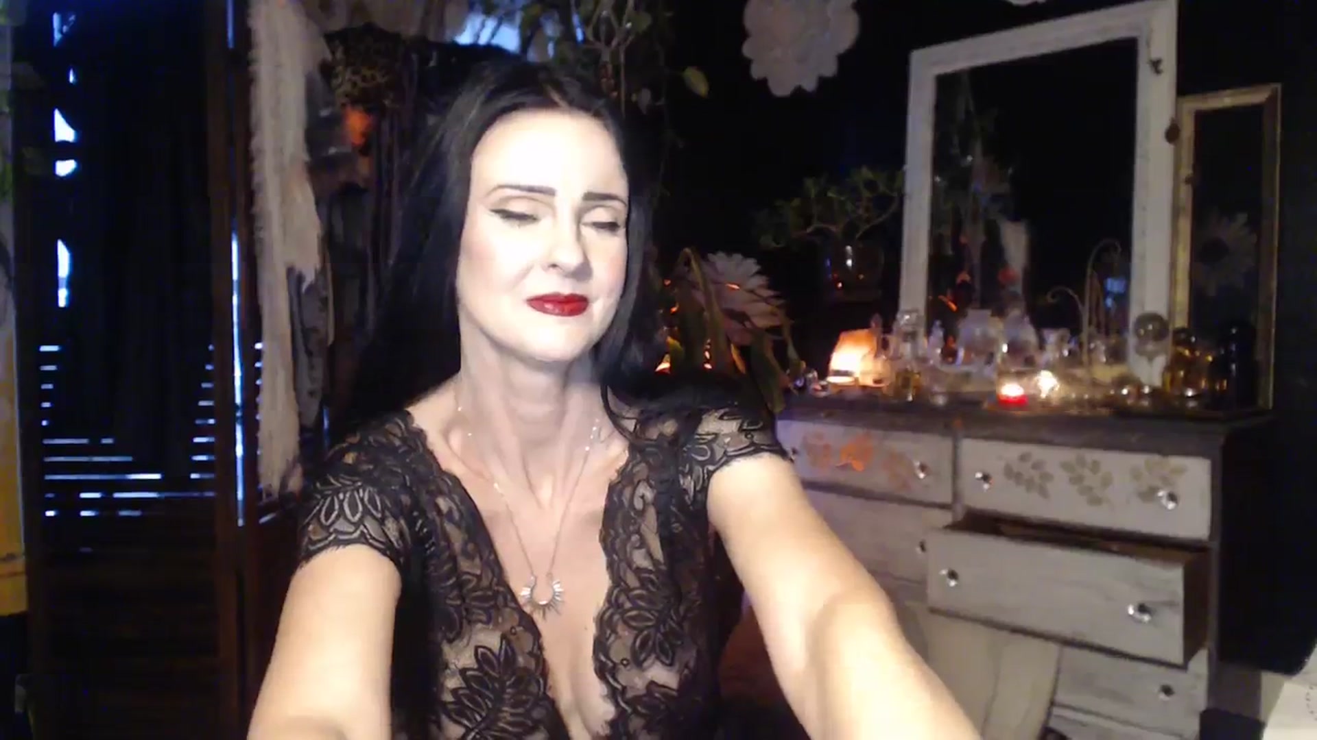 Gallery image thumbnail from MayGray's myfreecams stream on, 01/06/2024, 22:25 image 18 of 20