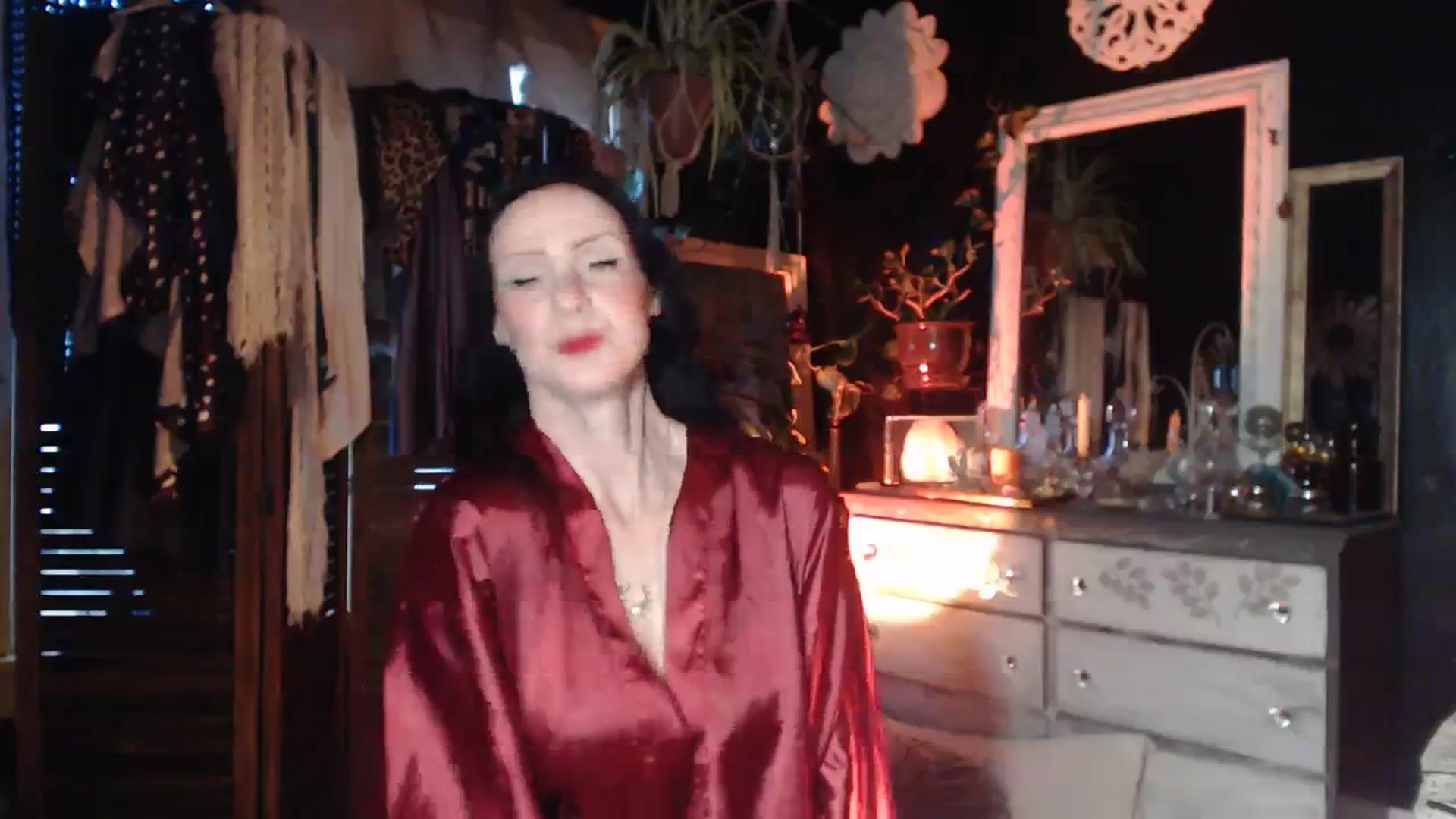 Gallery image thumbnail from MayGray's myfreecams stream on, 02/11/2024, 13:29 image 13 of 20